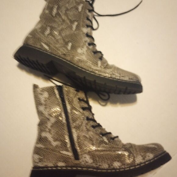 Arizona snake print combat boots with ankle zipper - Picture 4 of 11